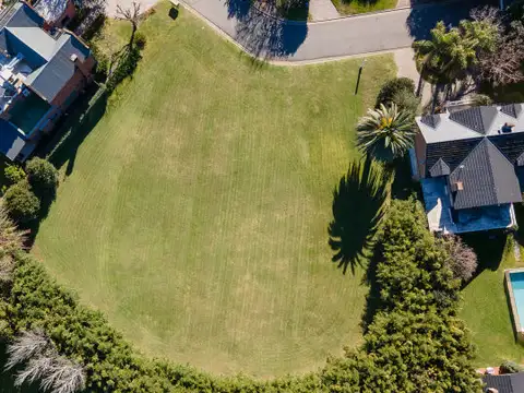 Terreno en Venta 30  mts Frente