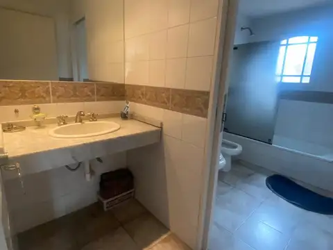 Casa en Alquiler en Pilar, USD 1.300