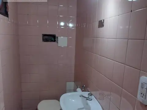 Local en Alquiler en Haedo, $ 1.800.000