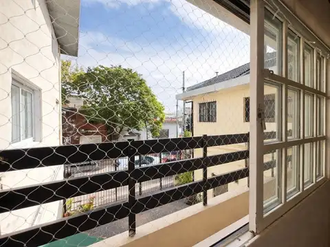 Depto Tipo Casa en Venta de 2 ambientes