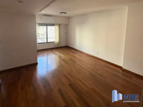 AMPLIO  S/PISO 2 AMB C/GR LIV COM DORM C/VEST BÑO COMPL + TOIL AP PROF