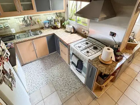 Departamento 5 ambientes con 4 baños