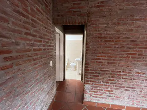 Depto Tipo Casa en Alquiler en Carapachay, $ 800.000