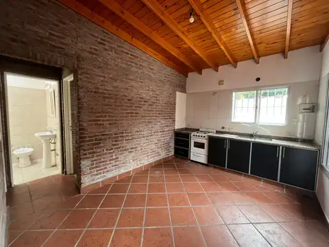 Juan José Castelli 5900