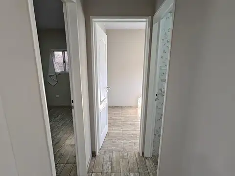 Casa 3 ambientes con 1 baño