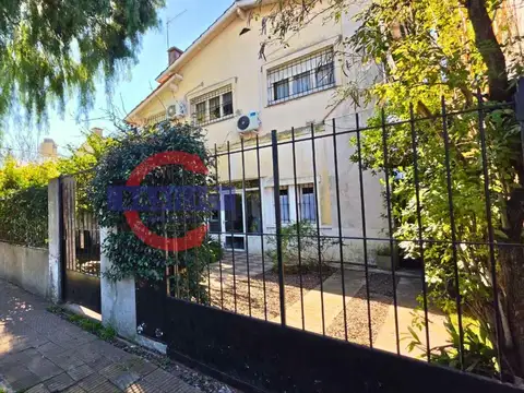 Depto Tipo Casa en Venta de 4 ambientes