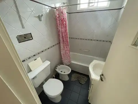 Carlos Calvo 1700, Piso 2