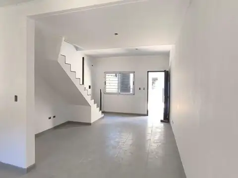 Depto Tipo Casa en Venta de 1 dormitorio