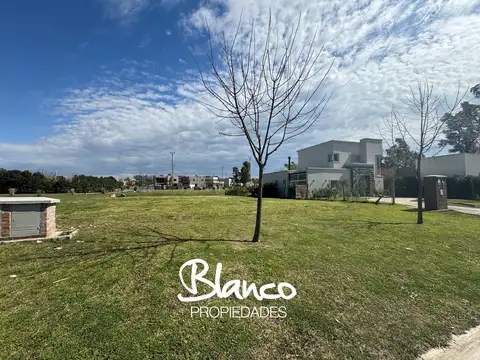 Pilar del Este - Santa Elena -