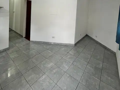 Depto Tipo Casa en Alquiler en Ituzaingo Norte, $ 480.000
