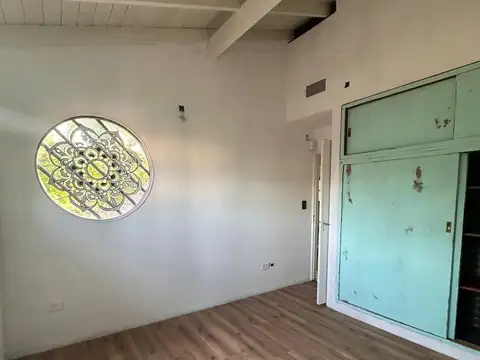 Casa en Venta en Temperley, USD 115.000