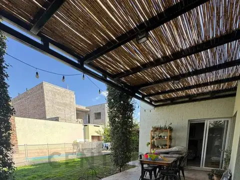 Severo del Castillo , Piso 0