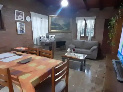 VENTA CASA SAN NICOLAS 3 DORM CON DEPTO 1 DORM