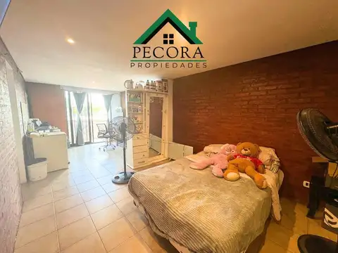 Local en Venta en Garin, USD 230.000