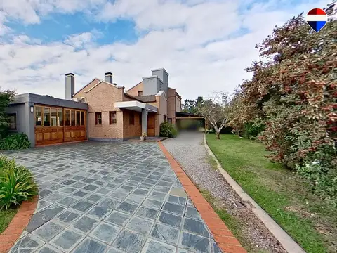 Casa en Venta en El Ombú, USD 490.000