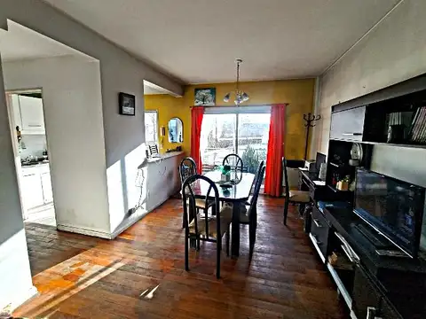 Luminoso departamento a la venta cerca del subte