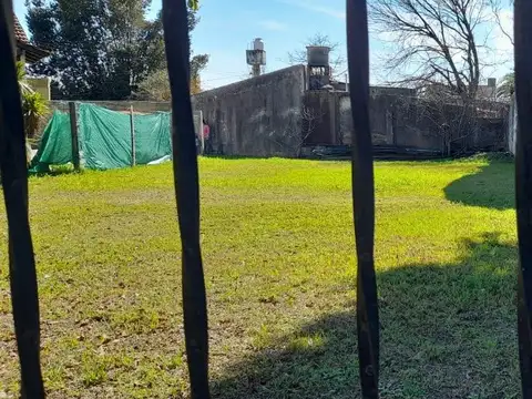 Terreno en venta Garin Centro