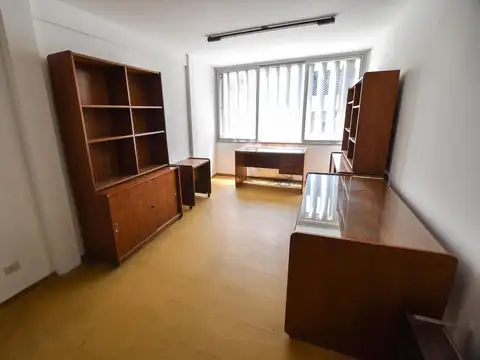 Oficina en Alquiler 56 años