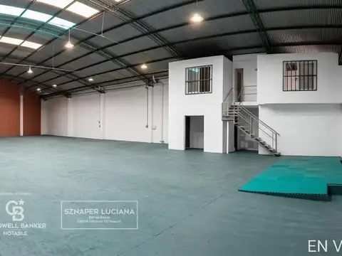 VENTA de Depósito 600m2 en Esquina Estratégica, excelente Acceso Logístico en Boulogne, San Isidro,