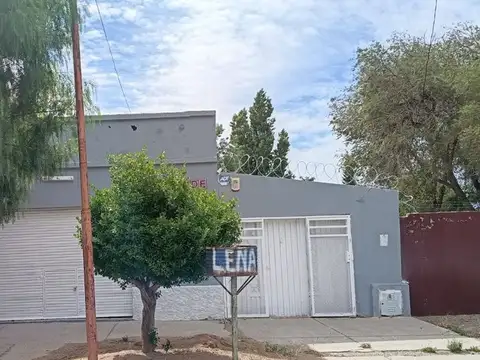 Casa + depto + local comercial Centro Cutral Co