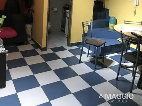Depto Tipo Casa en Venta de 3 ambientes