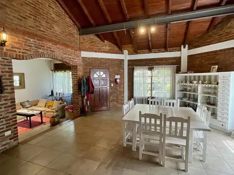 Casa en Venta en Montecarlo, USD 184.000