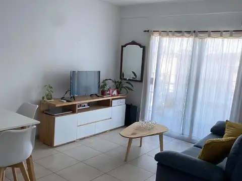 Departamento 2 ambientes en Ramos Mejía