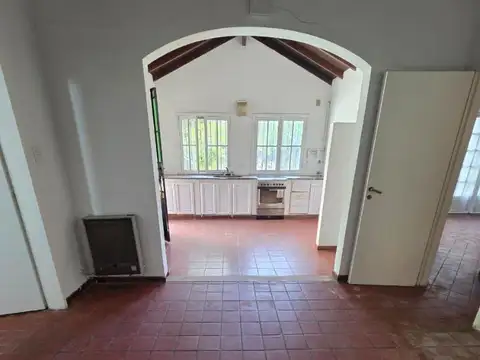 Casa 3 Dorm Jardín Pileta Parrilla Bella Vista Apto Credito