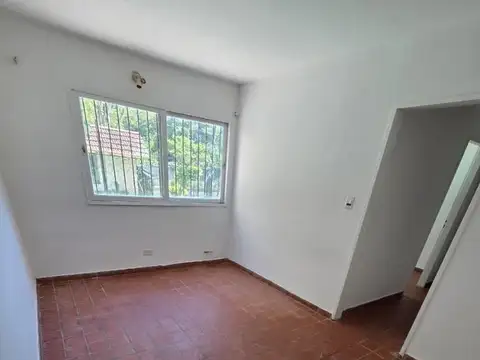 Casa 3 Dorm Jardín Pileta Parrilla Bella Vista Apto Credito