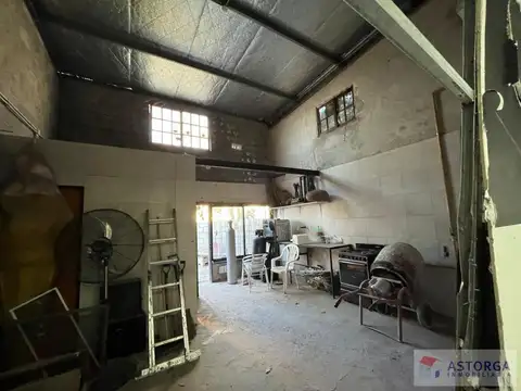Local en Alquiler en Pablo Nogues, $ 1.300.000