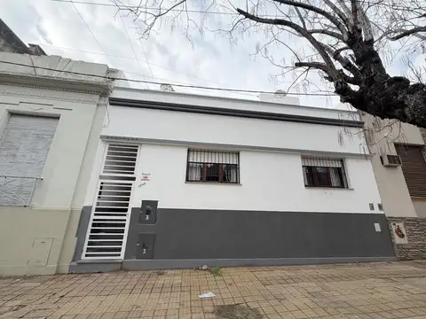 Depto Tipo Casa en Alquiler de 2 ambientes