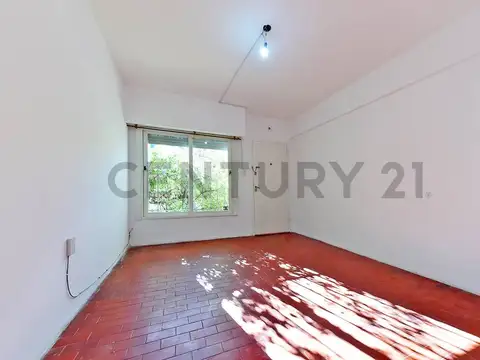 Depto Tipo Casa en Venta en Villa Sarmiento, USD 52.000