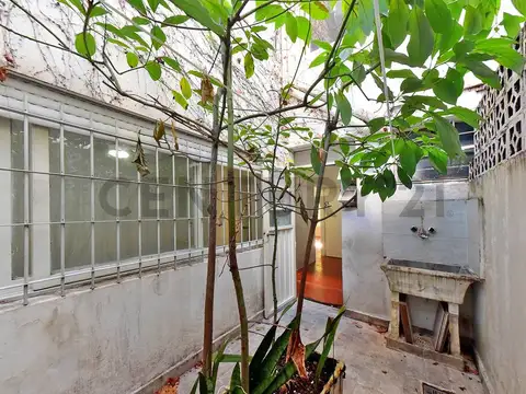 Depto Tipo Casa en Venta en Villa Sarmiento, USD 52.000