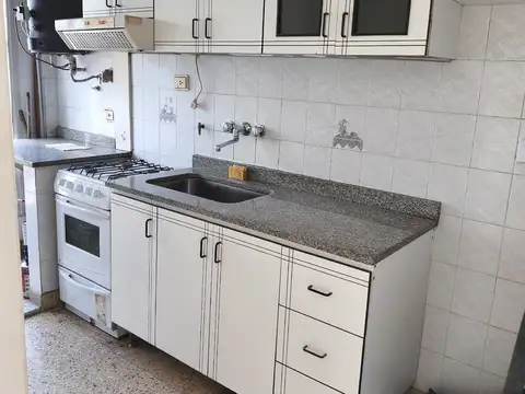 DEPARTAMENTO 2 AMBIENTES (37 M2) . AMANCIO ALCORTA 146 5D LANUS - LANUSITA -