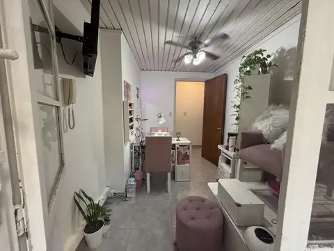 Gavilán 100, Piso P.B