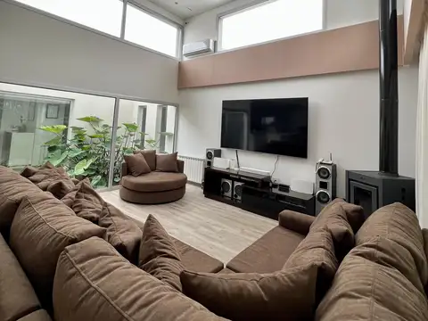CASA MODERNA EN CARDALES VILLAGE