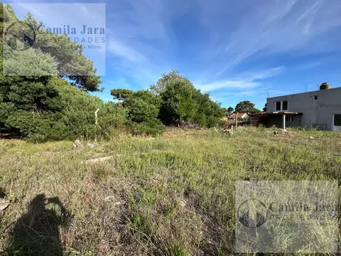 LOTE  de 500 metros en Nueva Atlantis a 2 cuadras de la playa con escritura