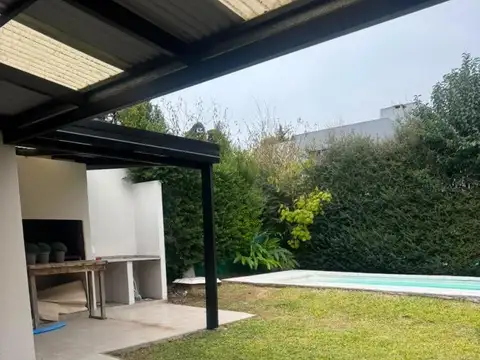Casa en Alquiler en Los Olivares, $ 2.150.000