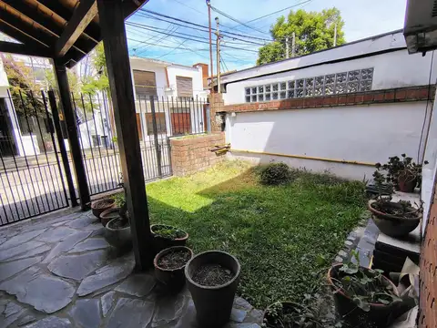 Esmeralda 2100, Piso FTE