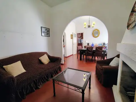 Depto Tipo Casa en Venta 40 años