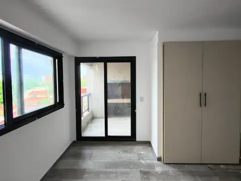 Departamento en Alquiler con 1 cochera