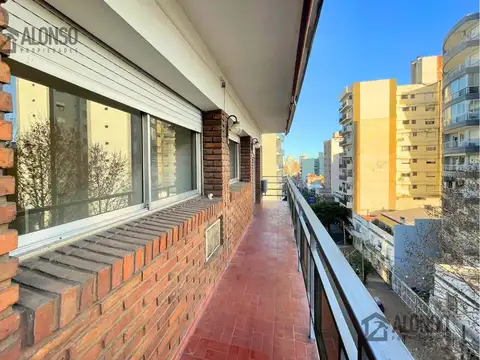 Departamento 4 ambientes con 2 baños