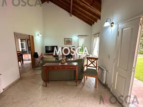 Casa en Venta con 6 cocheras