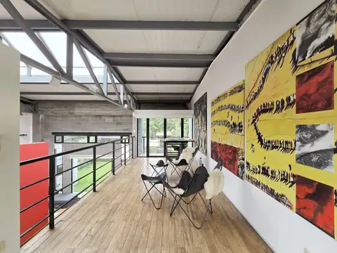 Casa 4 ambientes con 2 baños