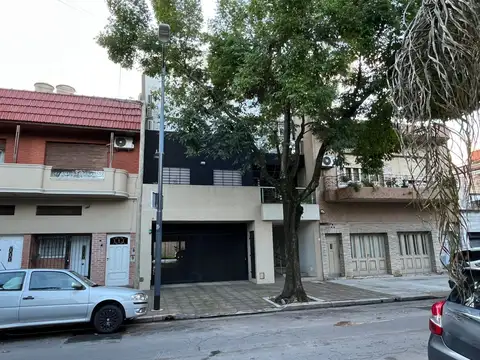 Depto 3 amb. c/ coch. ACEPTA PERMUTA  - VENTA