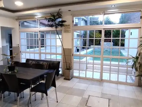 Casa 10 ambientes con 10 baños