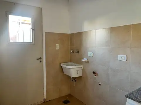 Depto Tipo Casa en Venta de 2 ambientes