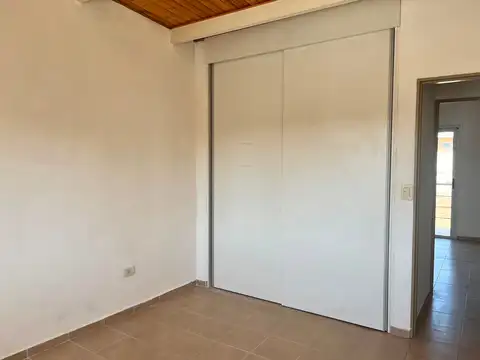 Depto Tipo Casa en Venta en Maipu, USD 65.000