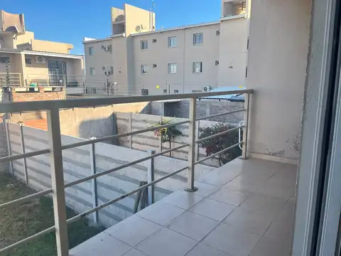 Depto Tipo Casa en Venta 7 años
