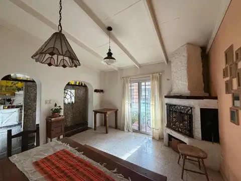 Depto Tipo Casa en Venta en Bernal, USD 130.000